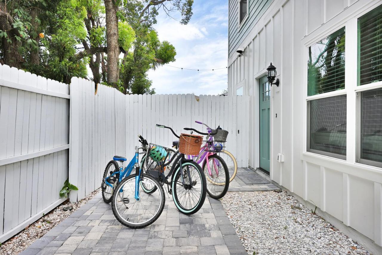 Few Steps To Ocean-4 Beach Cruisers & Free Parking & Private Backyard Jacksonville Beach Esterno foto