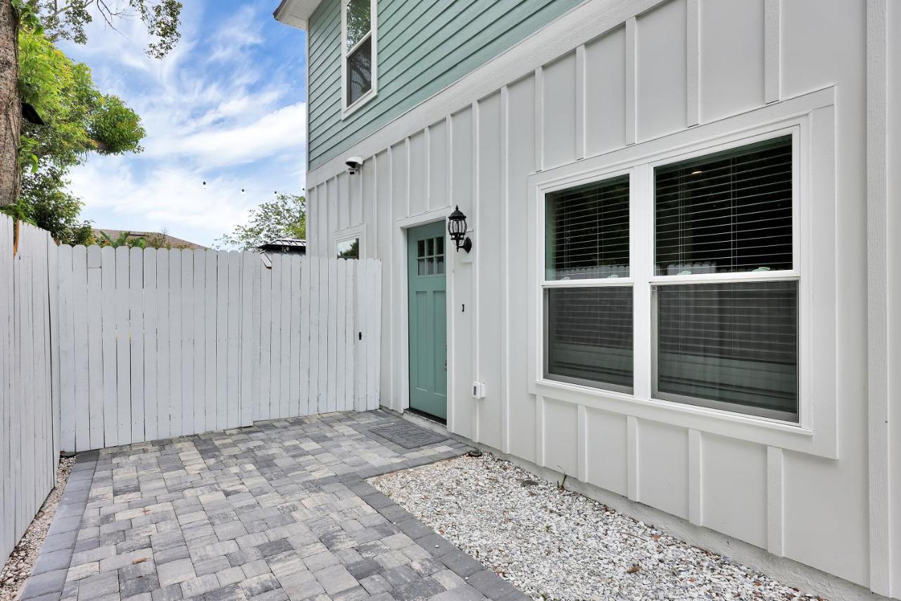 Few Steps To Ocean-4 Beach Cruisers & Free Parking & Private Backyard Jacksonville Beach Esterno foto